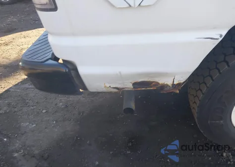 2010 Ford E-150 Commercial/Recreational from USA, damaged, VIN 1FTNE1EW5ADA91836